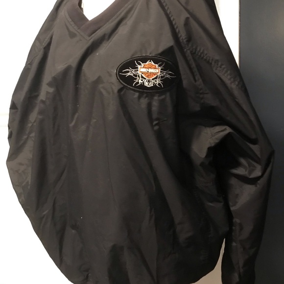 Vinyl pullover wind breaker - Picture 2 of 5